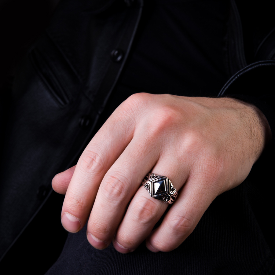 Bandit | Rings by Turbulence | Online Boutique Oz Abstract Tokyo, Japan